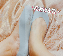 Ice silk arbitrary cut boat socks Womens thin shallow invisible socks Silicone does not fall off with spring and summer striped womens boat socks