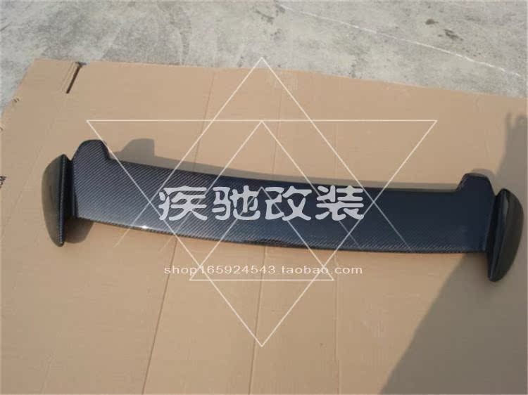 Suzuki Swift unlimited carbon fiber rear wing rear top wing 05~12 Swift unlimited carbon fiber fixed wind wing