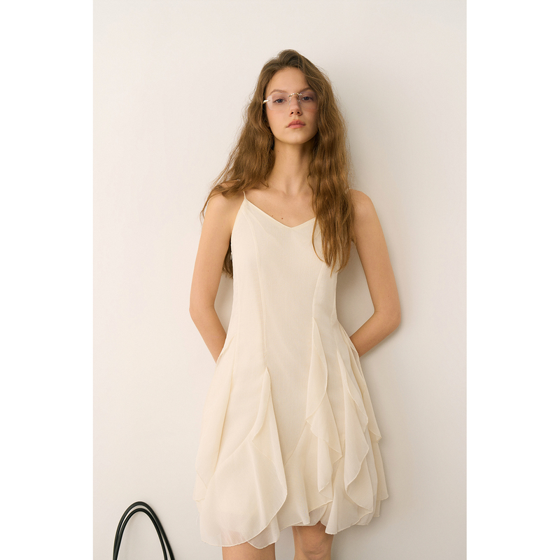B Plus m 2026 Spring Original Design Cloud White Ruffled White Elegant Everyday Camisole Dress