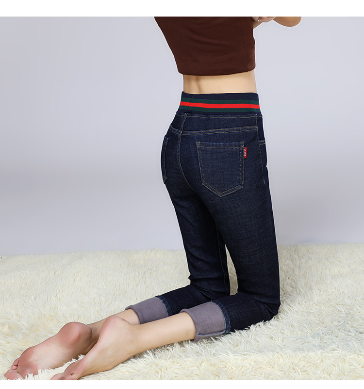 Mùa thu và mùa đông size lớn chân nhỏ quần bút chì Hàn Quốc cộng với nhung dày thun thun quần jeans nữ cao eo co giãn đã mỏng quần jean nữ cao cấp