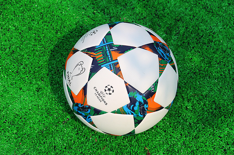 Ballon de football - Ref 5049 Image 18