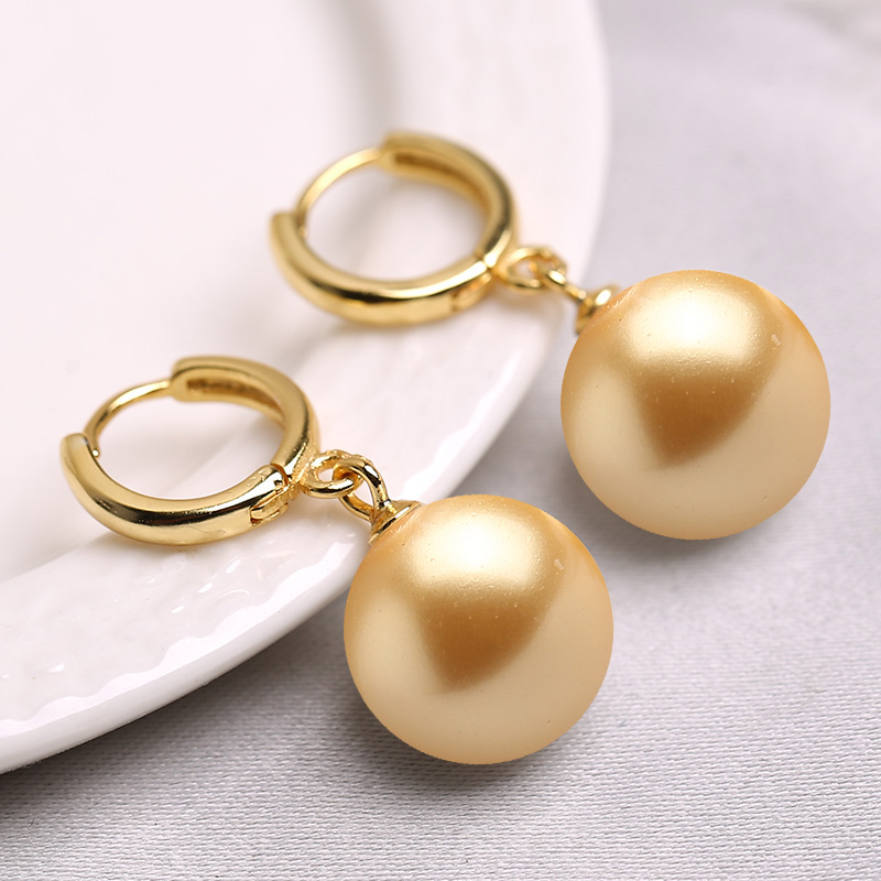 Pearl earrings women's S925 sterling silver earrings show face thin hypoallergenic ear buckle simple natural shell beads wild earrings