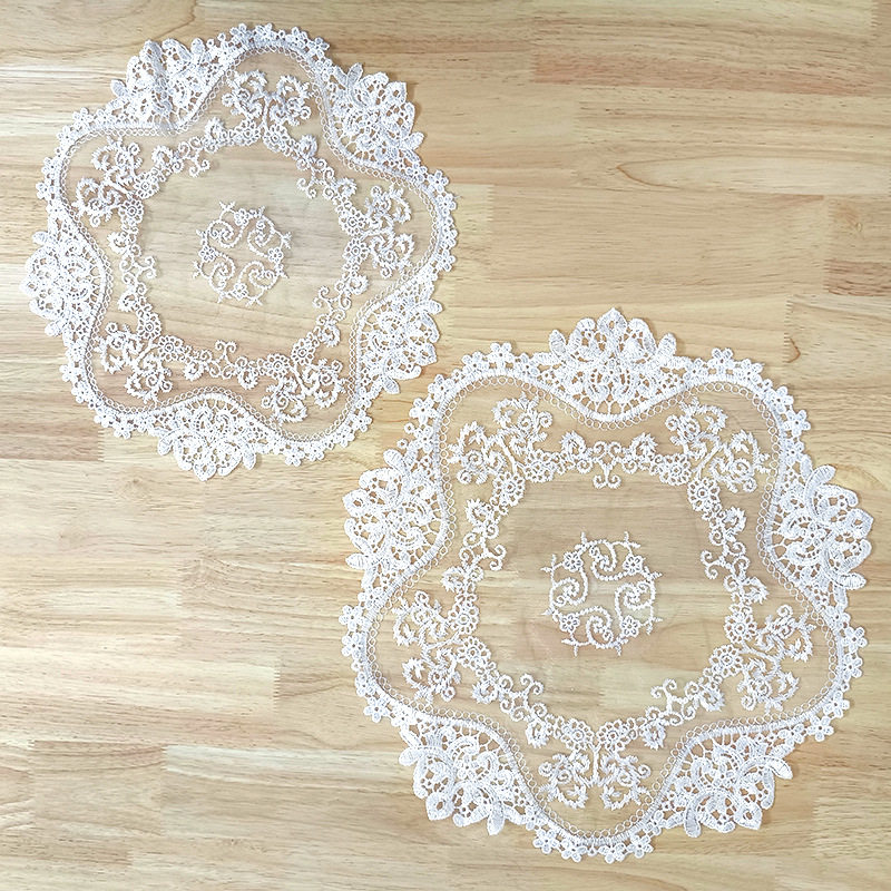 Round Lace Tablecloth with Hollow Embroidery, Decorative Simple Coffee Table Vase Decoration Mat, Dustproof Universal Cover