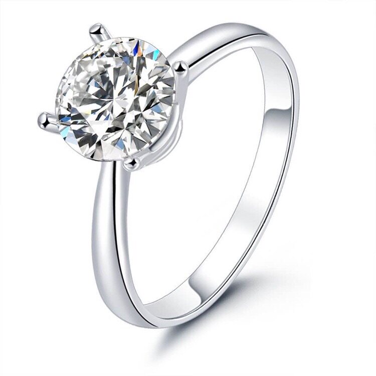 Classic Four Claw Diamond Ring Women's Platinum 30 Point Diamond Ring Women's 18K Gold 50 Point GIA Nude Diamond Couple Wedding Ring Custom