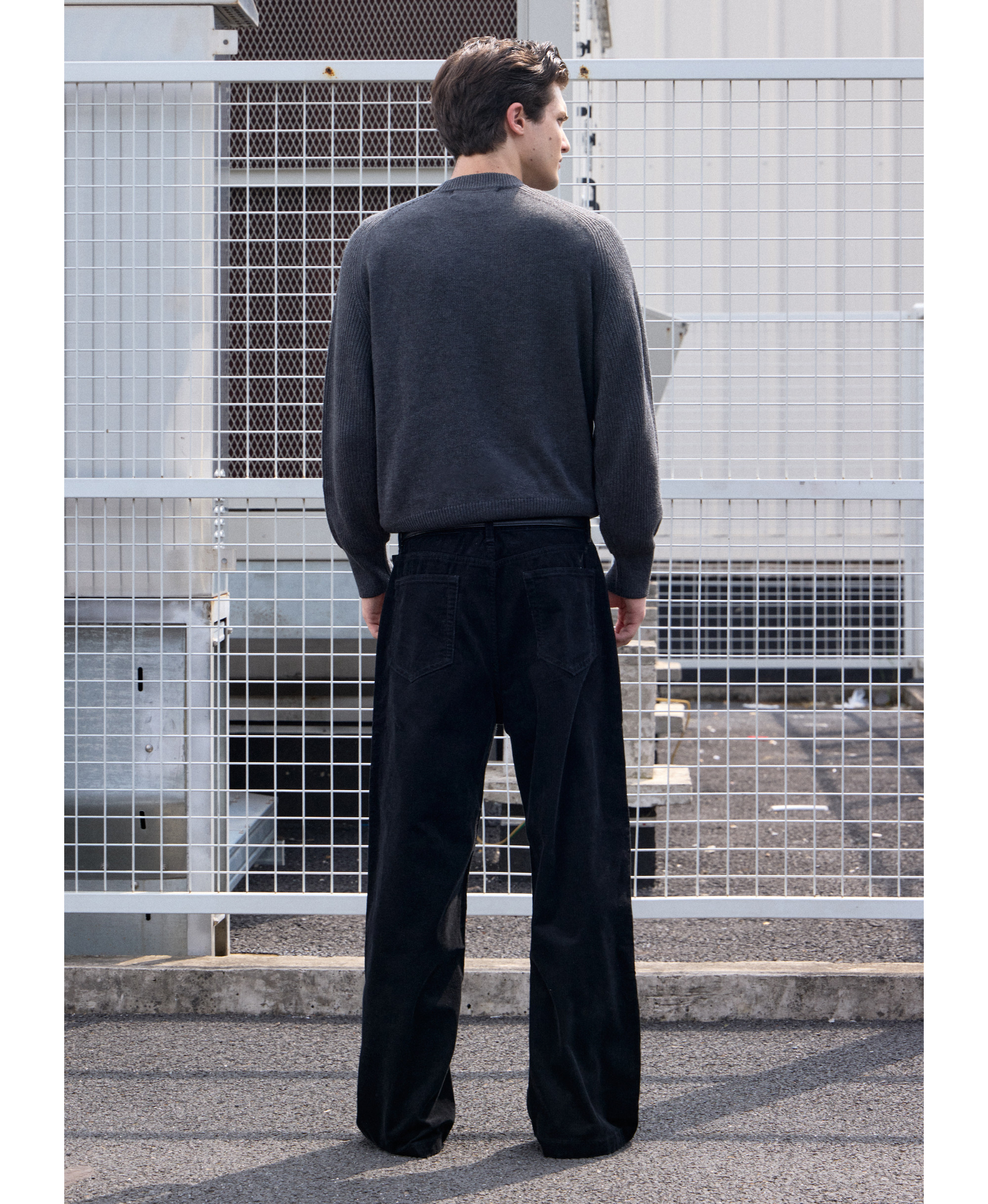 VLABMADE Ribbed Raglan Loose Knit Sweater