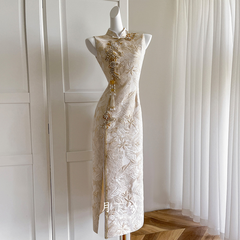 【Under the Moonlight - Beloved】Engagement Cheongsam White Heavy Embroidery Bride Wedding Toast Dress High-End New Chinese Style Women's Dress