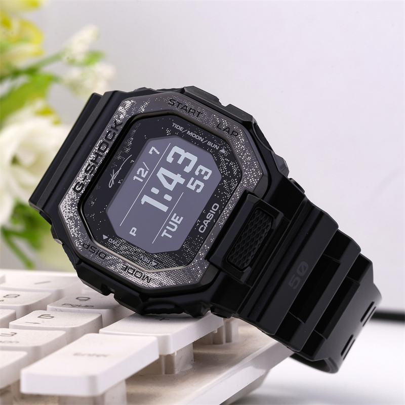 Casio Fifty-Lite Collaboration G-Shock Small Square Bluetooth Running Speed Measuring Watch Tide Gbx-100