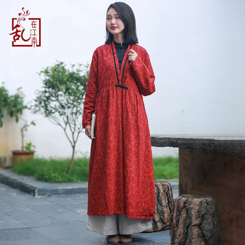 Hỗn loạn ở Giang Nam áo gió cotton và vải lanh của phụ nữ người hâm mộ văn học có chiều dài trung bình Chunqiu của phụ nữ áo khoác dài tay áo khoác len cardigan vải lanh retro - Trench Coat