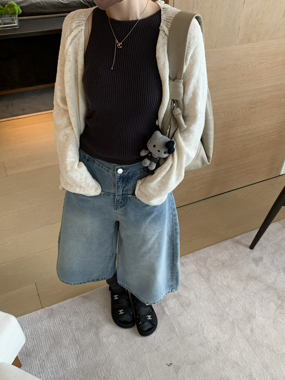 Focuse джинсы укороченные широкие корейский стиль свободные с промывкой голубые 26 весенняя новинка