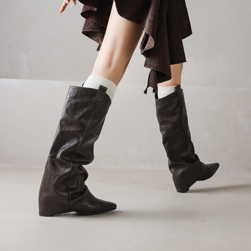 Senshi Hejiang Relaxed Genuine Leather Boots for Women with Hidden Height Increase, Long Boots for Autumn and Winter, Pointed Toe Chunky Heel Riding Boots Senshi Hejiang Relaxed Genuine Leather Boots for Women with Hidden Height Increase, Long Boots for Autumn and Winter, Pointed Toe Chunky Heel Riding Boots