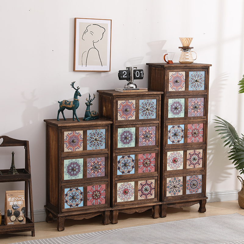 木质之美：多功能家具的艺术融合