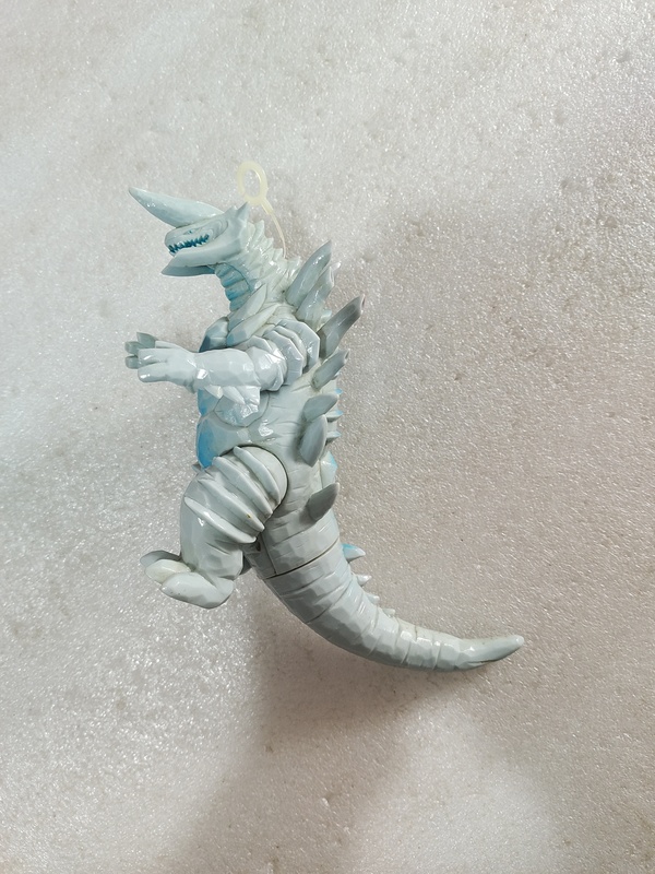 Bandai Japanese Version, Electric Man Gullit, Frozen Monster Brizara 17cm Soft Plastic Figure Bandai Japanese Version, Electric Man Gullit, Frozen Monster Brizara 17cm Soft Plastic Figure