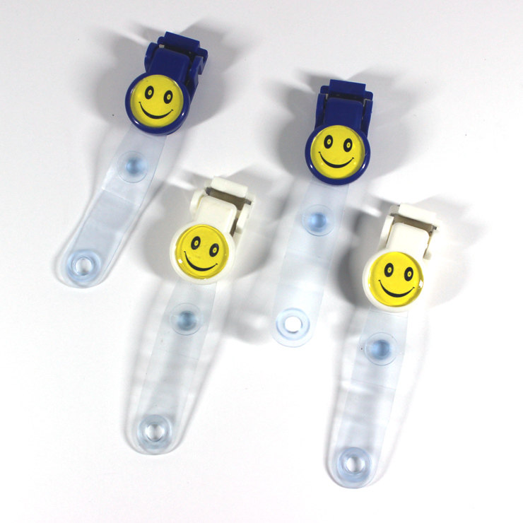 Puya work ID card sleeve clip badge buckle listing plastic smiley face card clip flip clip