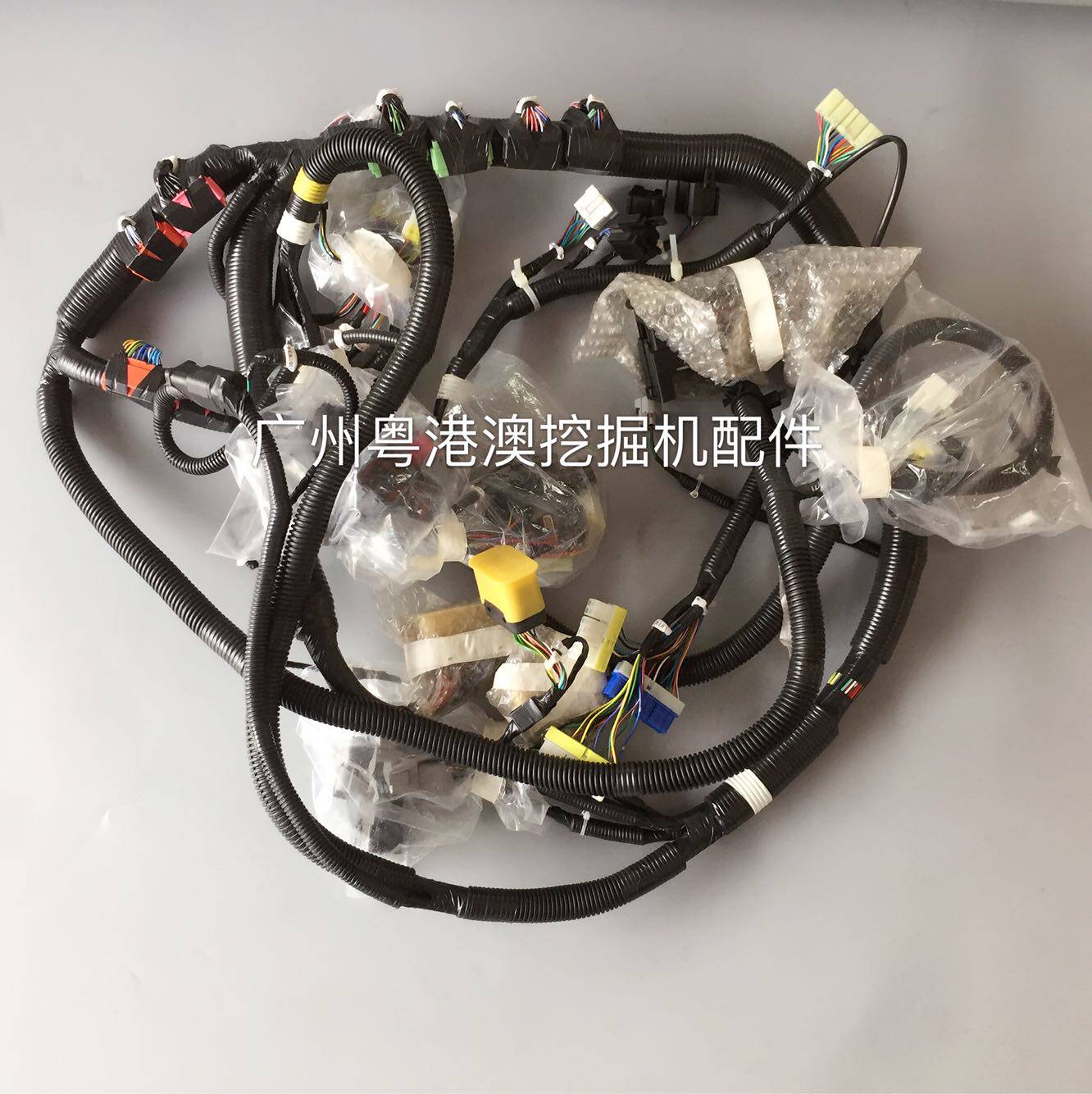 Excavator accessories suitable for Komatsu PC300-7 360-7 internal wiring harness 6D114 engine internal wiring harness