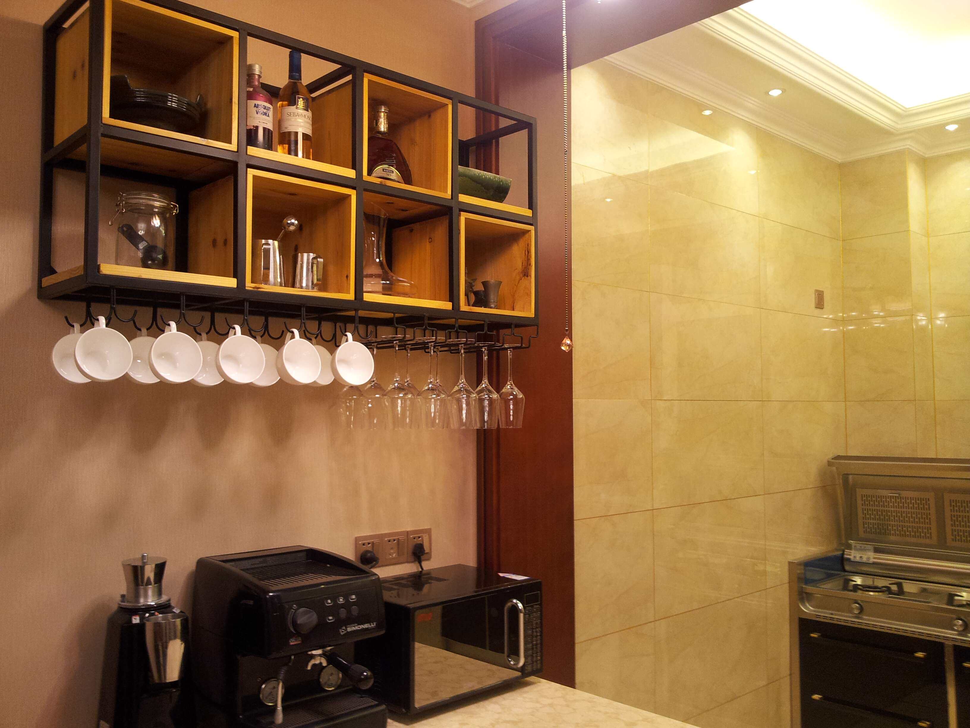 Iron Art Shelf Wall-mounted Wine Rack Wall Shelf Dining Room Wine Cabinet Wall-mounted Solid Wood Wall Wall-mounted Wine Cabinet Rack