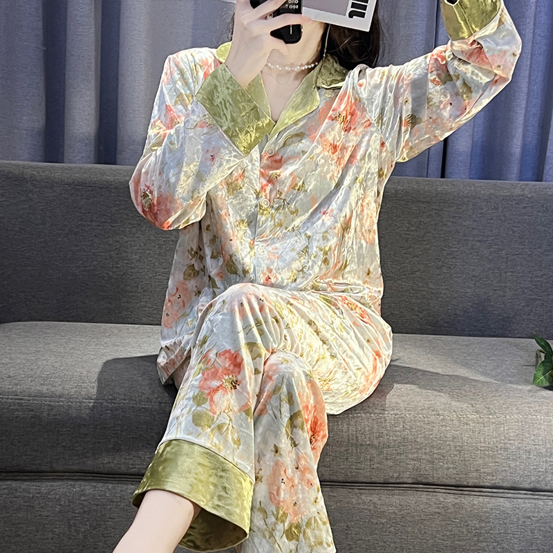 High-End Mulberry Silk Pajamas for Women 2026 Summer Light Luxury Printed Spring and Autumn Long-Sleeved Silk Loungewear Set That Can Be Worn Outside