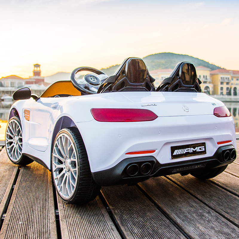 Children's electric vehicle four wheels can be remote control double men and women children's toy car can sit in a four-wheel drive large battery car