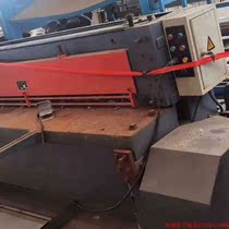 Inquiry before auction: A shearing machine from 2011. The factory stopped working after not being used much. It is in very good condition.