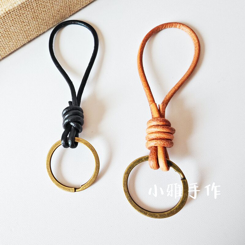 Retro Hand-Woven First-Layer Cowhide Keychain Creative Gift Horseshoe Buckle Car Key Hanging Buckle Accessories Retro Hand-Woven First-Layer Cowhide Keychain Creative Gift Horseshoe Buckle Car Key Hanging Buckle Accessories