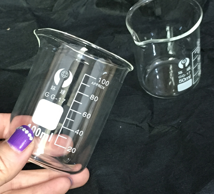 Glass beaker glass measuring cup lipstick DIY beaker high-resistant glass with scale open fire electric furnace can be heated