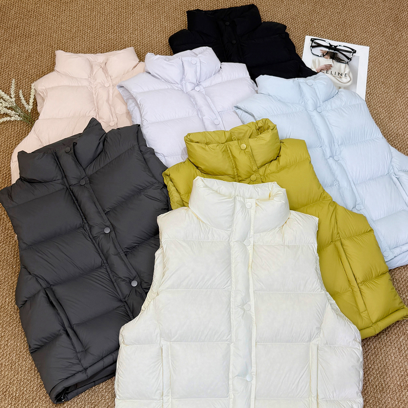 Bread down Vest 2026 New Korean Style Stand Collar Short Vest 95% White Duck down Autumn/Winter Outerwear for Women Bread down Vest 2026 New Korean Style Stand Collar Short Vest 95% White Duck down Autumn/Winter Outerwear for Women