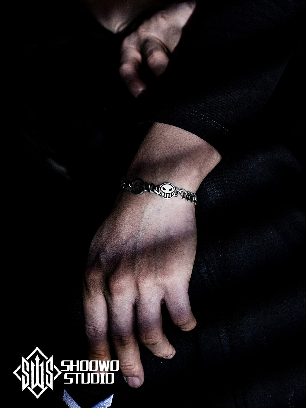 One Piece Bracelet Portgas·D· Ace Crying Smile Face Vintage Silver