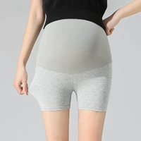 Шорты - светло-серые