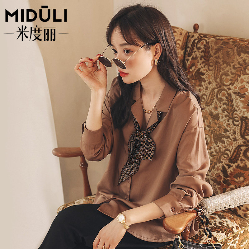 Maternity clothes Autumn tops Women's pregnant women's shirts in the long spring and autumn models wear fashion net red foreign style does not show up