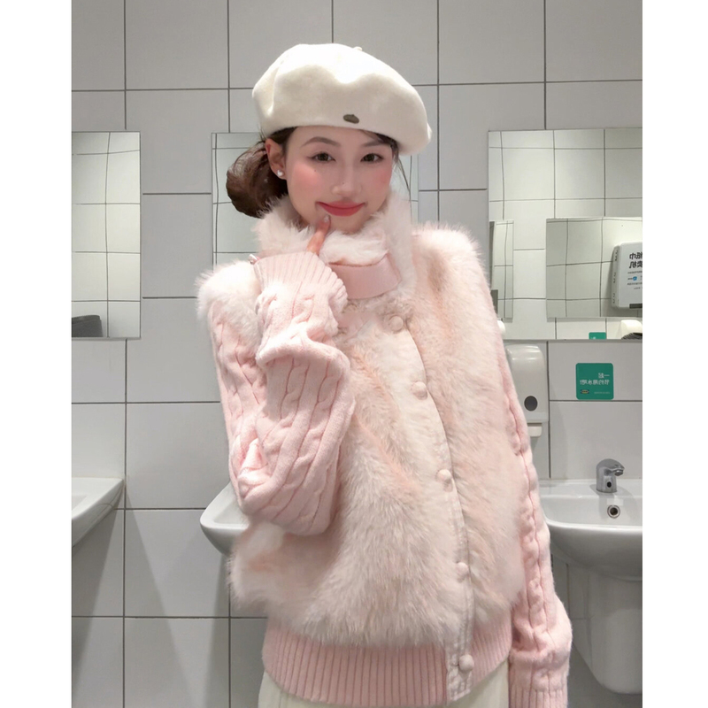 Sweet Patchwork Knitted Fur Coat for Women, 2026 Winter New Style, Thickened Cardigan for Petite Figures, Faux Fur Cotton Jacket Sweet Patchwork Knitted Fur Coat for Women, 2026 Winter New Style, Thickened Cardigan for Petite Figures, Faux Fur Cotton Jacket