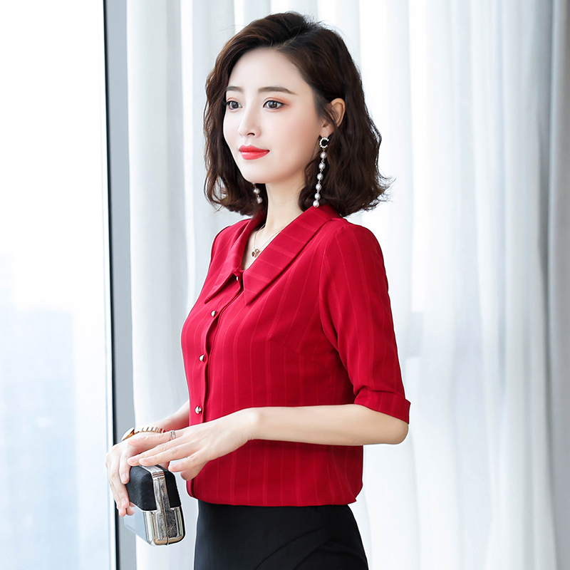 Short-sleeved chiffon shirt women's vertical striped shirt Korean version loose 2020 autumn new summer three-quarter sleeve top