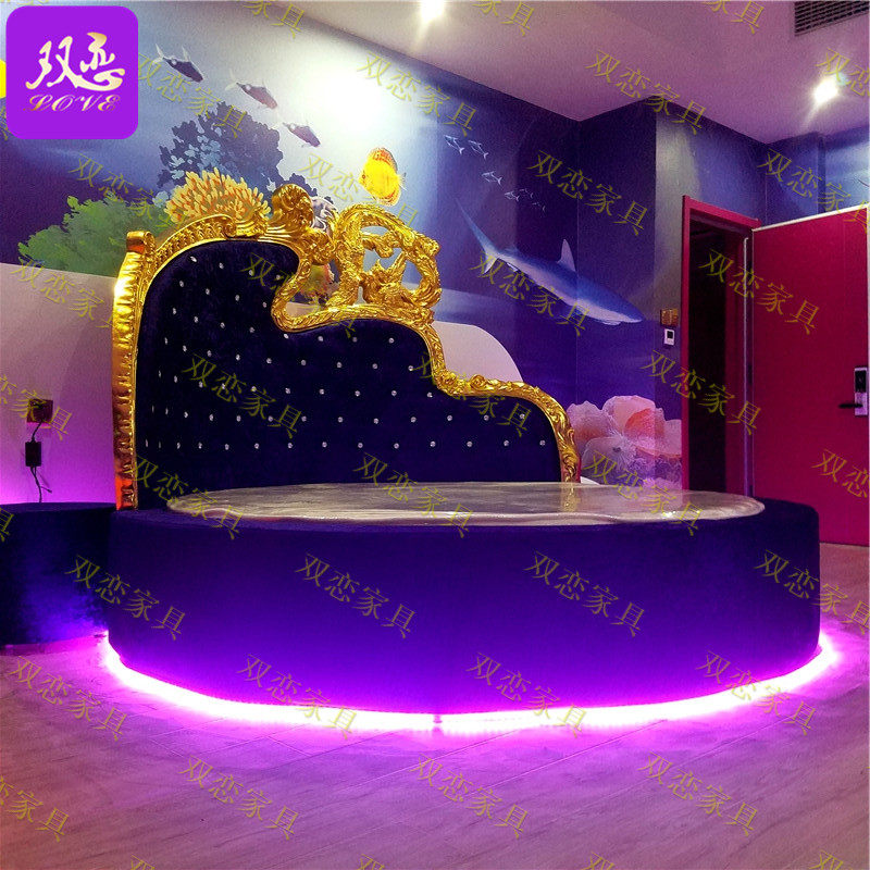 Luxury palace European-style luxury princess bed theme hotel couple features electric water bed custom hotel love bed
