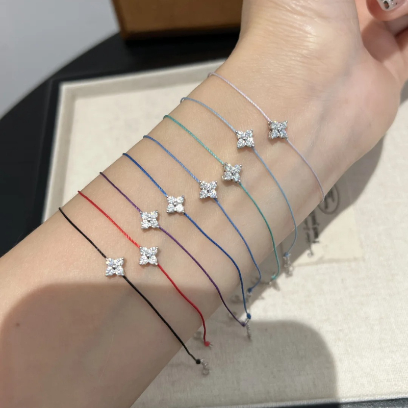 French Red Rope Bracelet for Women, S925 Silver Plated with 18K Gold, Light Luxury, High-End Feel, Handmade Four-Leaf Clover Bracelet for the Year of Birth