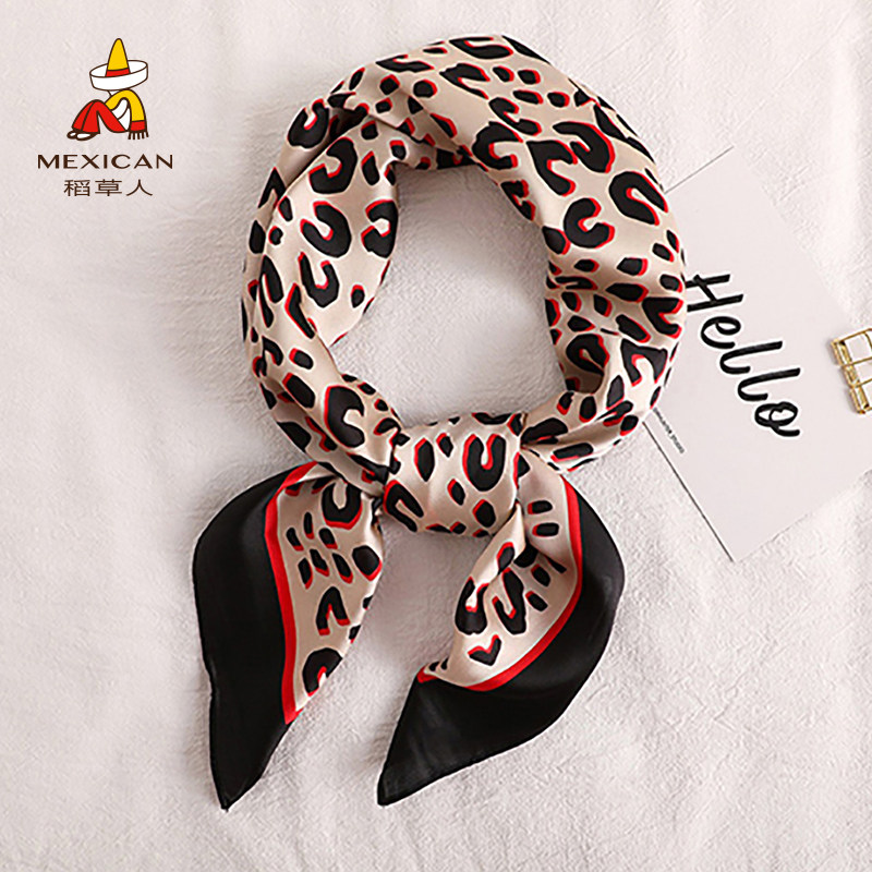 Rice Straw Man Thin Korean Tide Small Square Towel Mother in Young Imitation Silk Scarves 100 hitch Scarf Women Summer Decorations