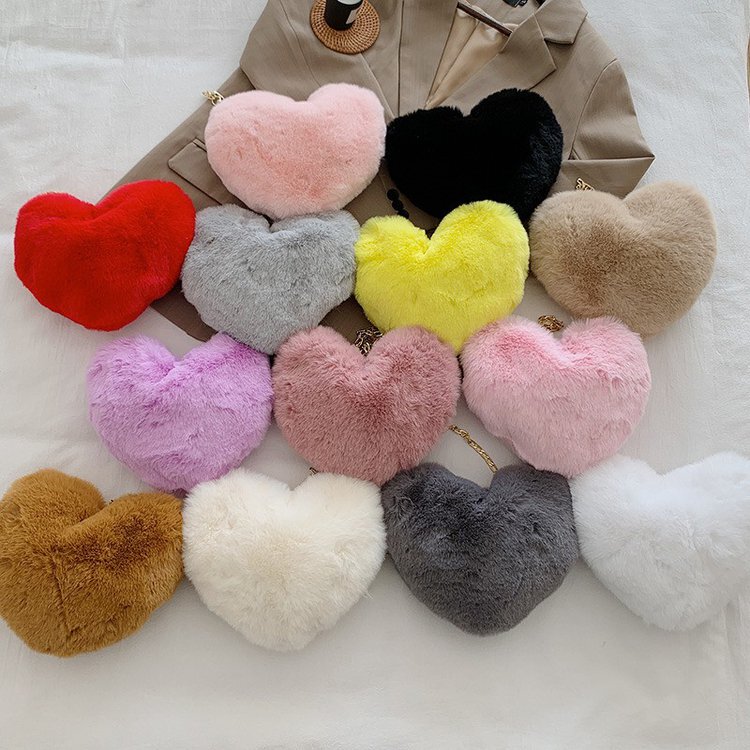 Spring Fashion Furry Heart-Shaped Bag for Women 2026 Korean Style Chain Crossbody Bag Plush Heart Shoulder Bag