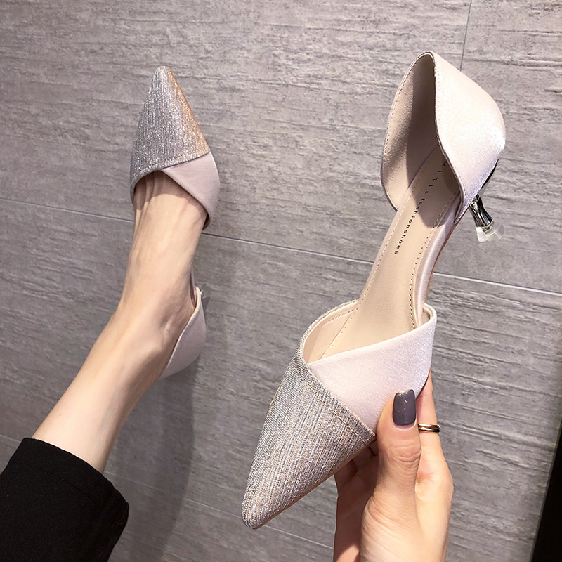 Shallow mouth shoes 2022 new hollow wedding shoes medium heel pointed toe stiletto net red high heels women's design sense niche