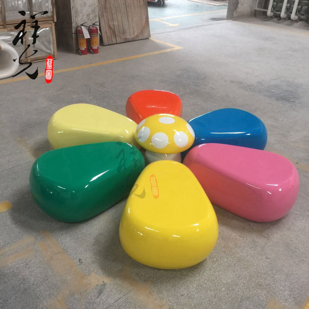 Fiberglass pebble stool shopping mall leisure seat public sitting stool commercial personality creative stone modern chair