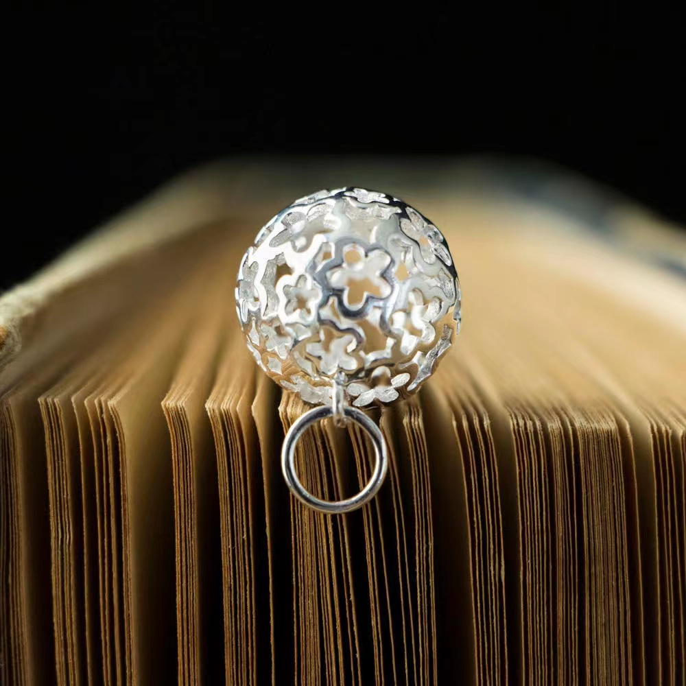 National Non-Heritage Hall Silver Lou Silver Building 