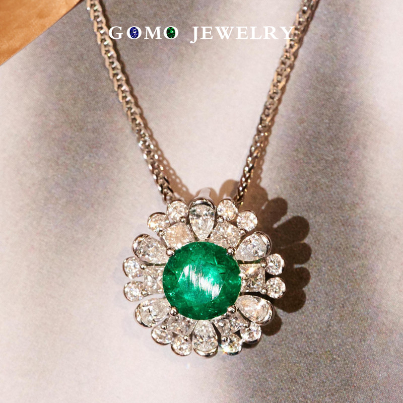 18K Gold and White Gold Diamond GRS Columbia Micro Olewood with Round Emerald Ring Pendant Classic Sweet