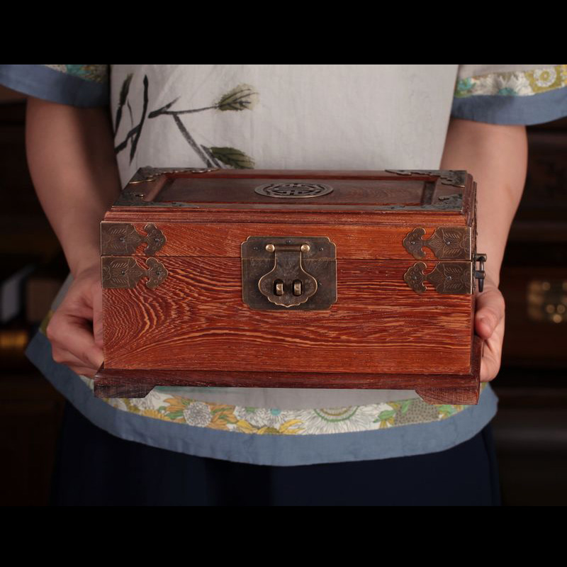 Mahogany ancient style earrings jewelry box with lock Chinese hand decoration storage box Solid wood classical Chinese style treasure box