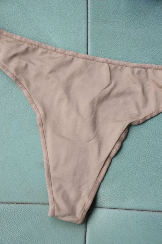 Châu Âu và Mỹ gợi cảm Siêu đàn hồi thân thiện với da Quần Lycra T liền mạch T-BACK thong S / M / L / XL / XXL quần lót thun lạnh
