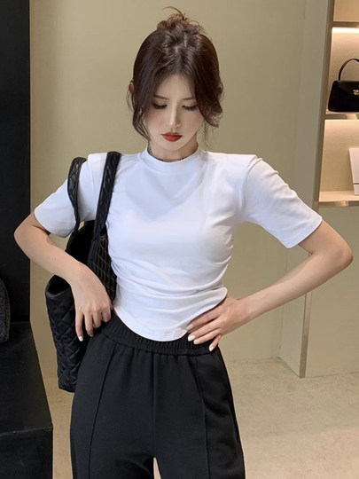 红色垫肩短袖t恤女装夏季2025新款弧形下摆褶皱收腰半袖短款上衣