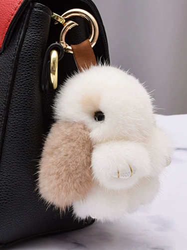 Маленький кролик, кукла, элитная подвеска, ключи от машины, Южная Корея