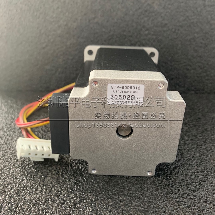 Shinano 60 series stepper motor STP-60D5012 Spot 4 0A axis 8 Body length 88 size 60 Boss 36