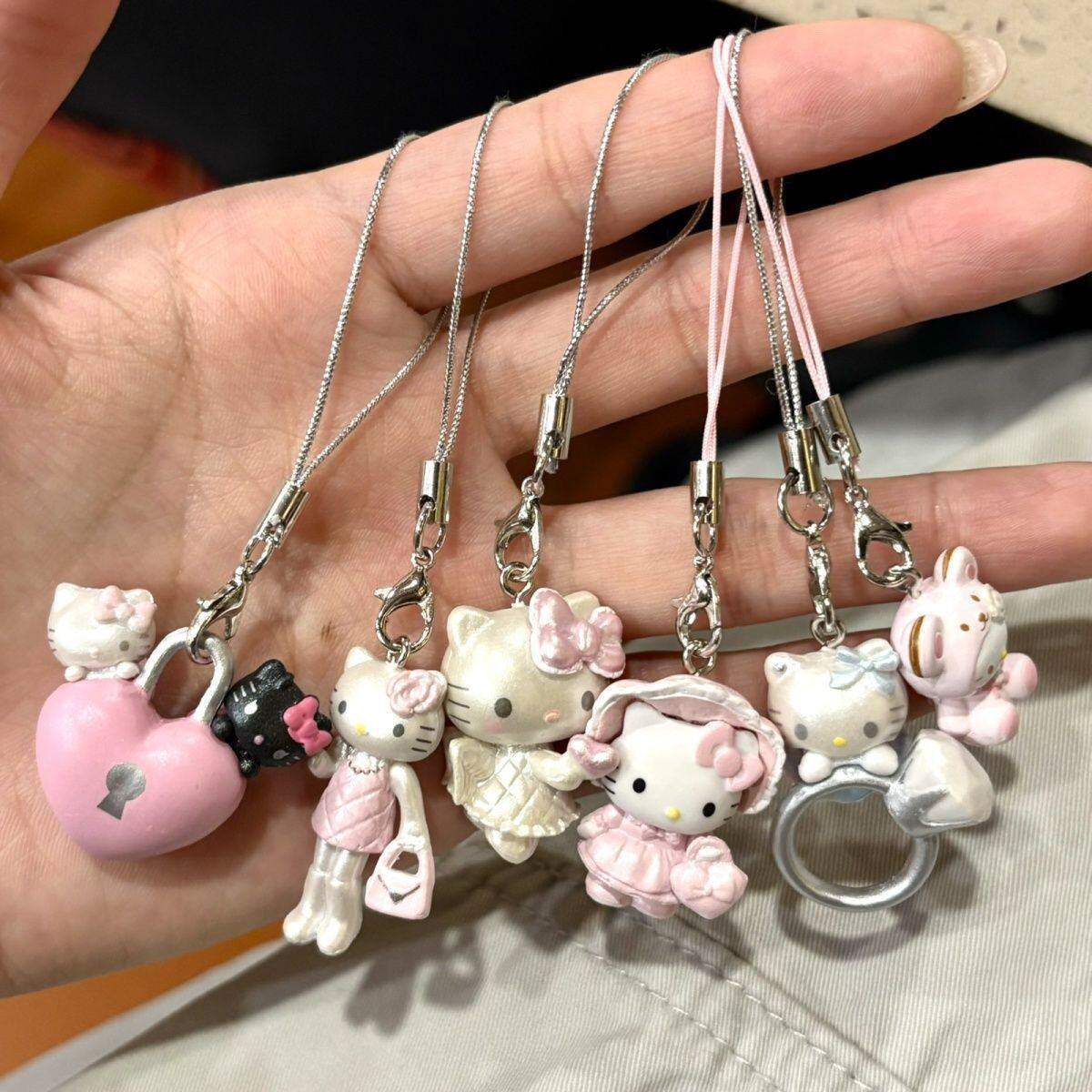 Girly ins style long leg ring cartoon cat shell pendant airpods headphone set pendant cartoon creative