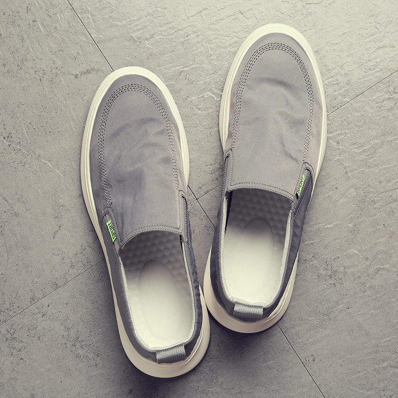 Sails shoes men's 2022 new spring shoes Men's wave shoes 100 hitch casual One foot pedal men's board shoes breathable men's shoes