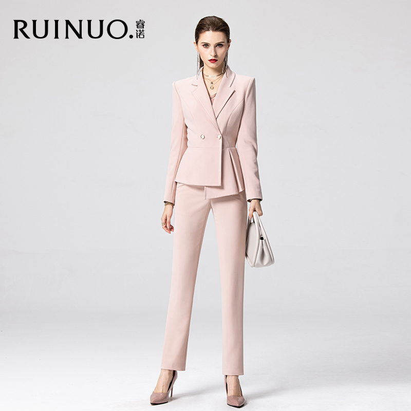 Rui Nuo Pink Suit Set for Women, Fashionable High-End Professional Attire, Elegant Goddess Style, Suitable for Announcers, Art Exams, and Hostesses Rui Nuo Pink Suit Set for Women, Fashionable High-End Professional Attire, Elegant Goddess Style, Suitable for Announcers, Art Exams, and Hostesses