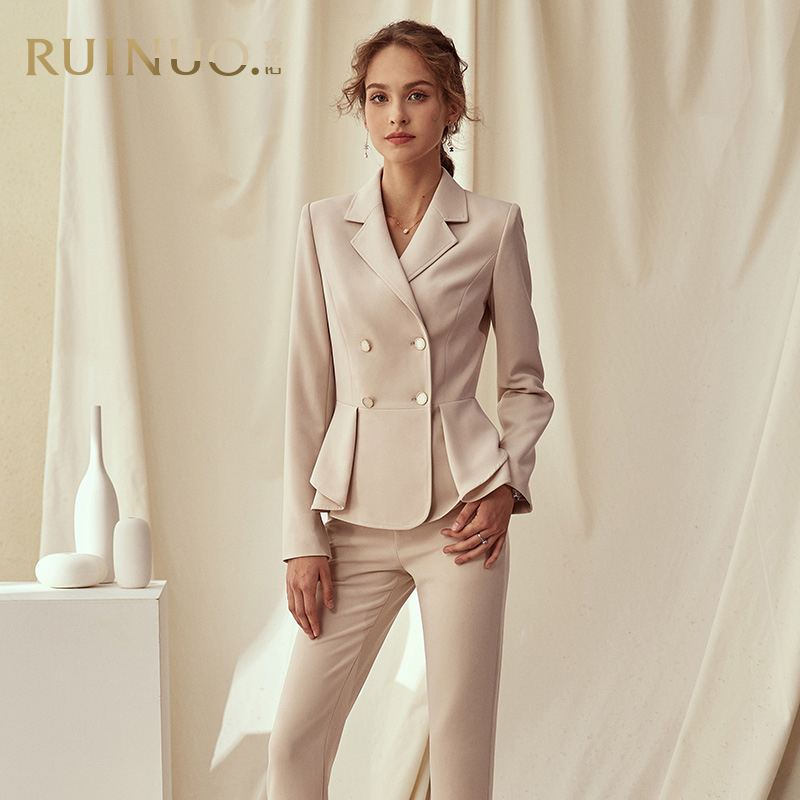 Tailleur femme - Ref 3244864 Image 3