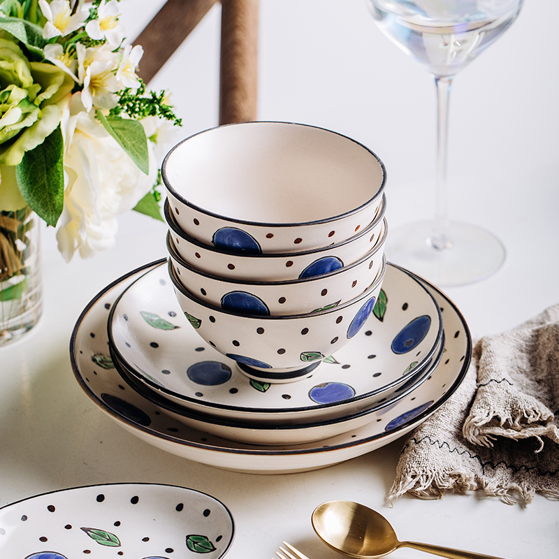 Japanese character dishes suit ins plate household creative web celebrity ceramic tableware, lovely blue berry tableware portfolio