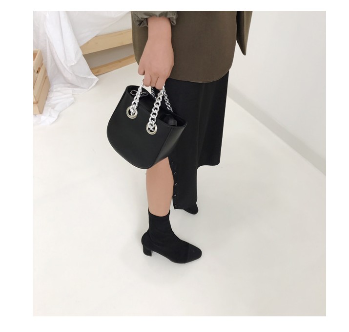 Ins phiên bản Hàn Quốc 2019 mới mạng nhỏ túi nhỏ màu đen chuỗi túi xách cao cấp cảm giác cao cấp của một chiếc túi đeo vai nữ - Túi xách nữ túi xách du lịch