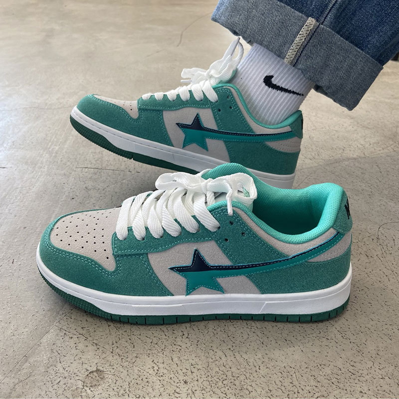 2025 Autumn New Niche Fresh Green Star Versatile Low-Top Skateboard Shoes Men's Casual Couple Sports Training Shoes